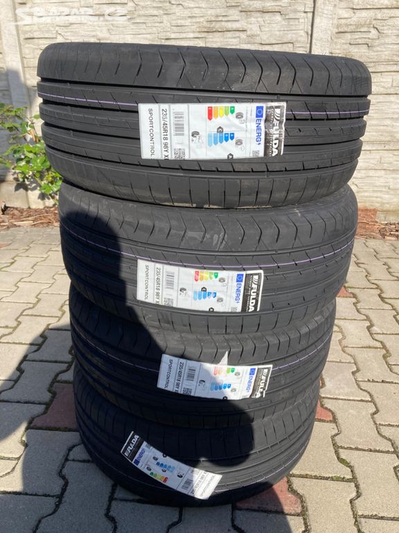Nové letní pneumatiky Fulda 235/45 R18