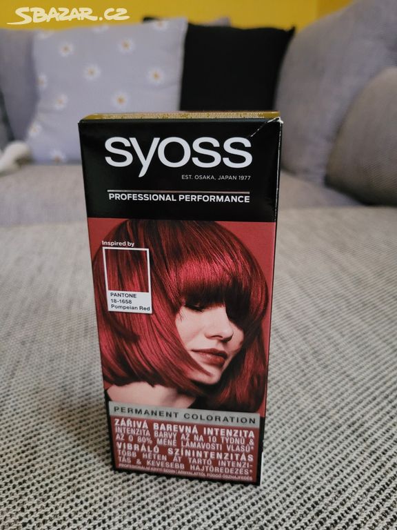 Nová barva na vlasy Pompeian Red zn. Syoss