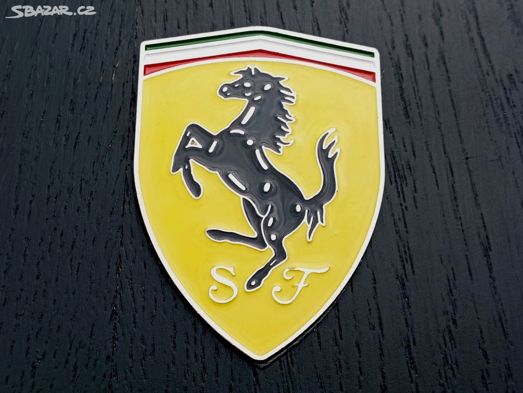 znak Ferrari