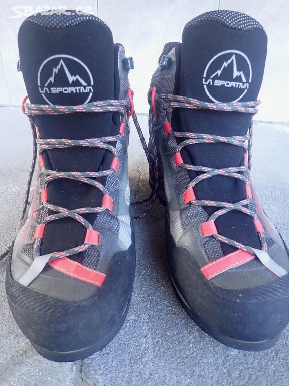 Nové dámské horolezecké boty La Sportiva