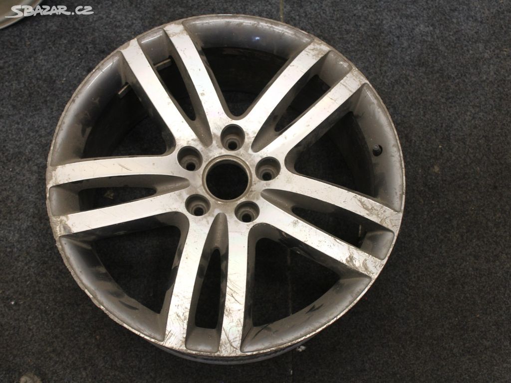 AD142 1ks Audi 20" 5x130 4L0601025M