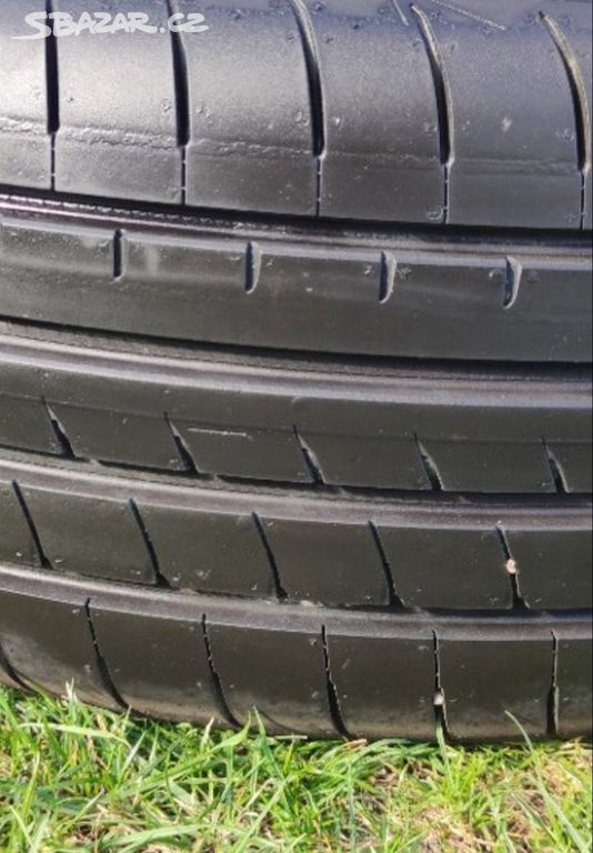 Nové Letní pneu Goodyear  235/55 r18