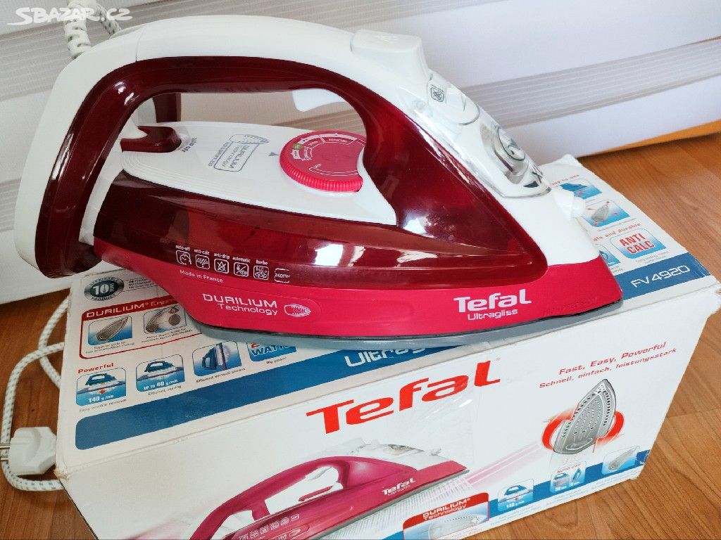 Napařovací žehlička Tefal FV 4920eo