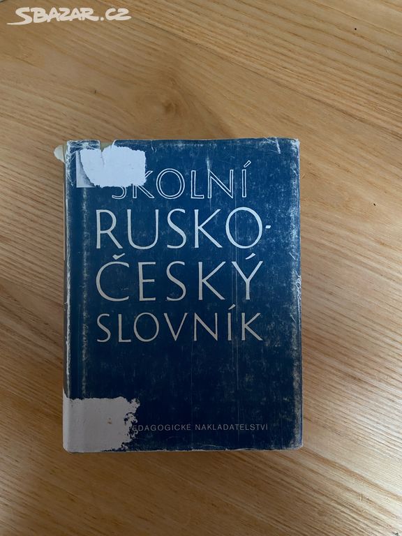 Školní rusko český slovník