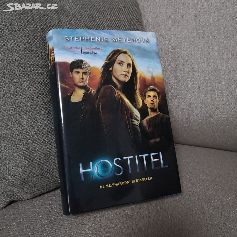 Hostitel (Stephenie Meyer) film. přebal 2. vydání