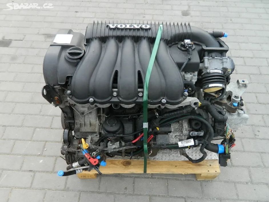 Kompletní motor Volvo S40 2.4 B5244S5