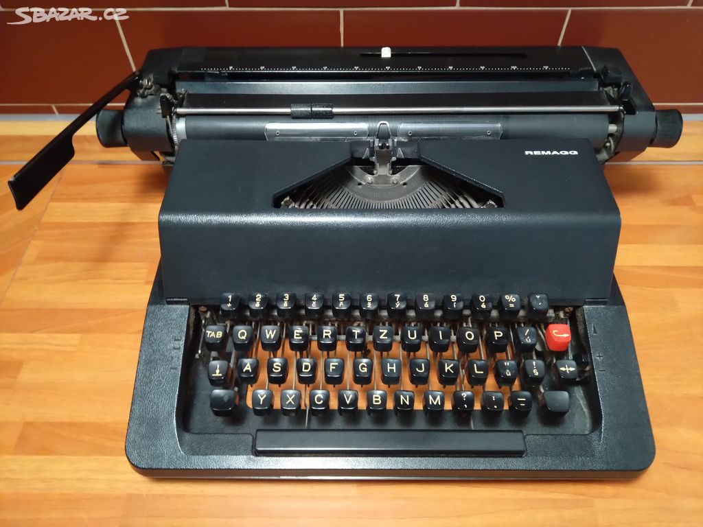 Plně funkční psací stroj Remagg - POŠTOVNÉ ZDARMA