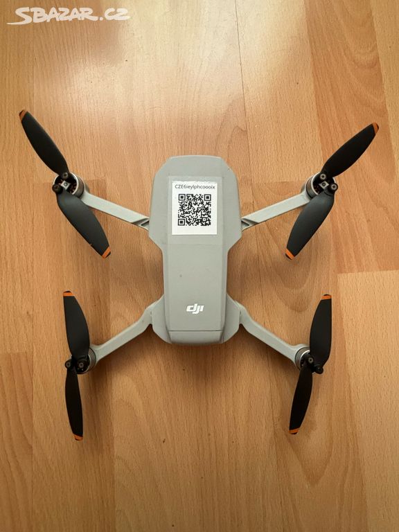 Dron DJI Mini 2 Fly More Combo