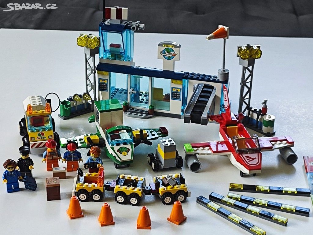 LEGO Juniors 10764 Hlavni m stske leti t Nelahozeves M lnik Sbazar.cz