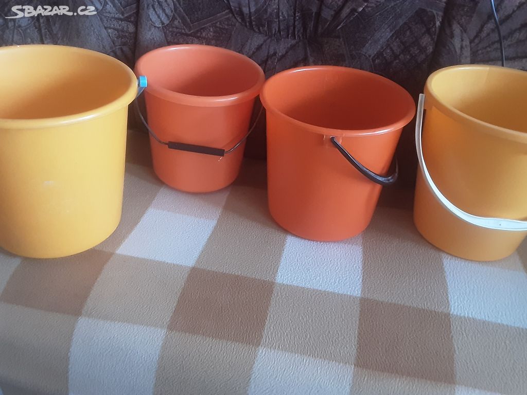Plast kbelíky