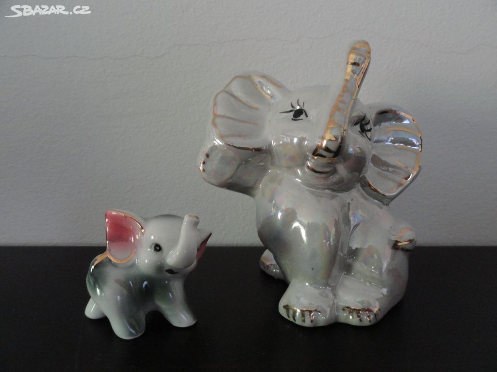 Sloni porcelán 2 ks 30 Kč, výška 10 cm, 4 cm