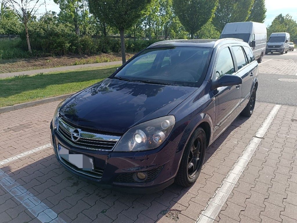 Prodám Opel Astra H caravan 2008 STK 6/2026