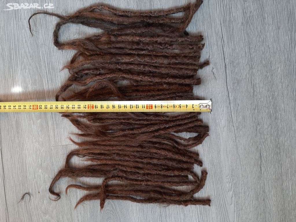 Prodám dredy z vlasů, počet 38 ks,5-7 mm, 25 cm
