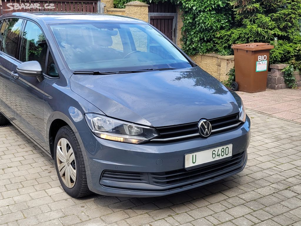 VW Touran 2,0TDi 2021 NAVI tempomat serviska