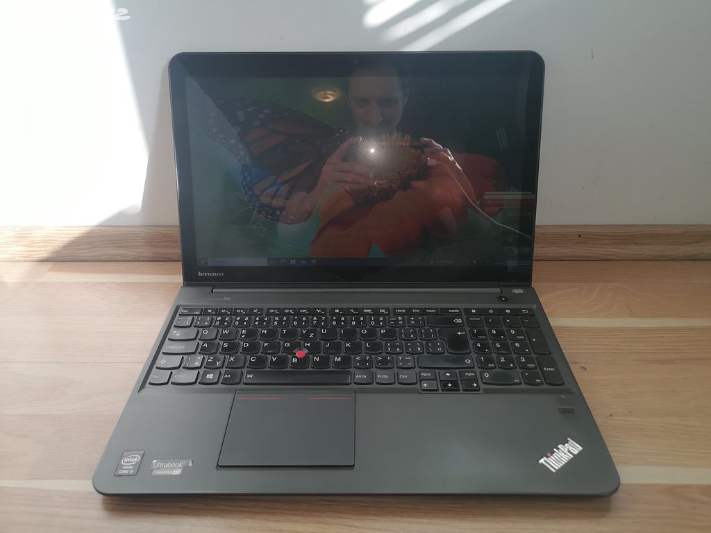 Dotykový notebook Lenovo ThinkPad S540, horší zvuk