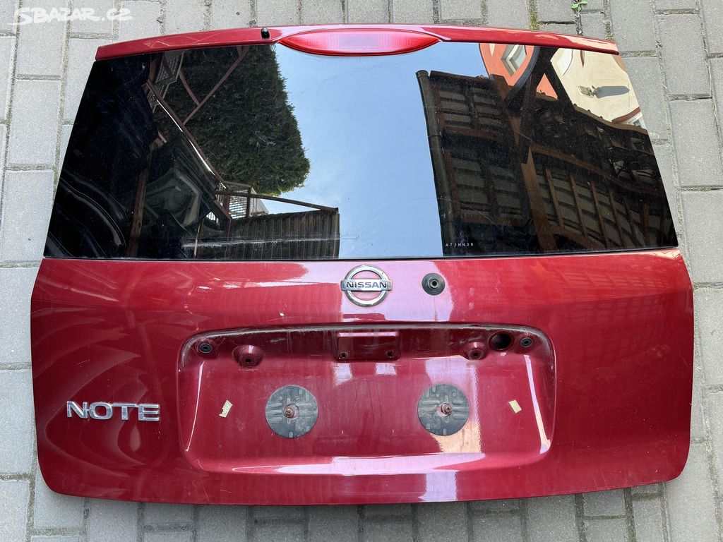Víko / dveře kufru + okno Nissan Note E11