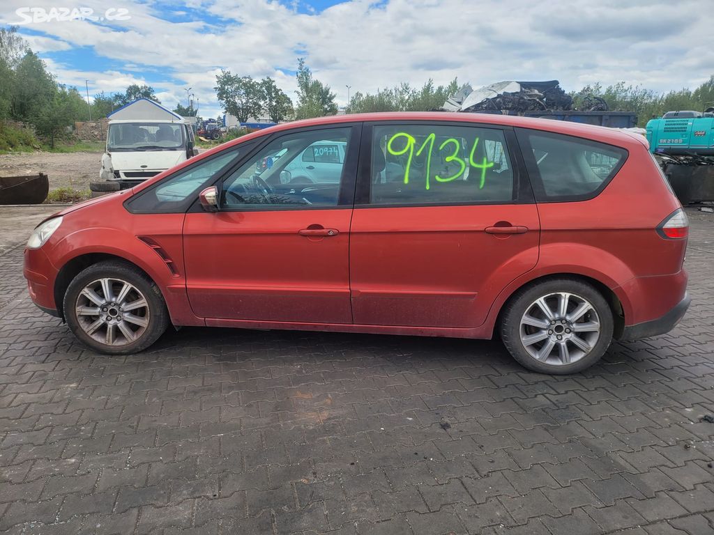 Prodám náhradní díly z vozu FORD S-MAX č. B9134