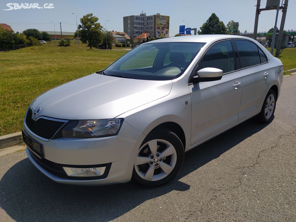 Škoda Rapid 1.2 Tsi, digiklima, tempomat, navigace