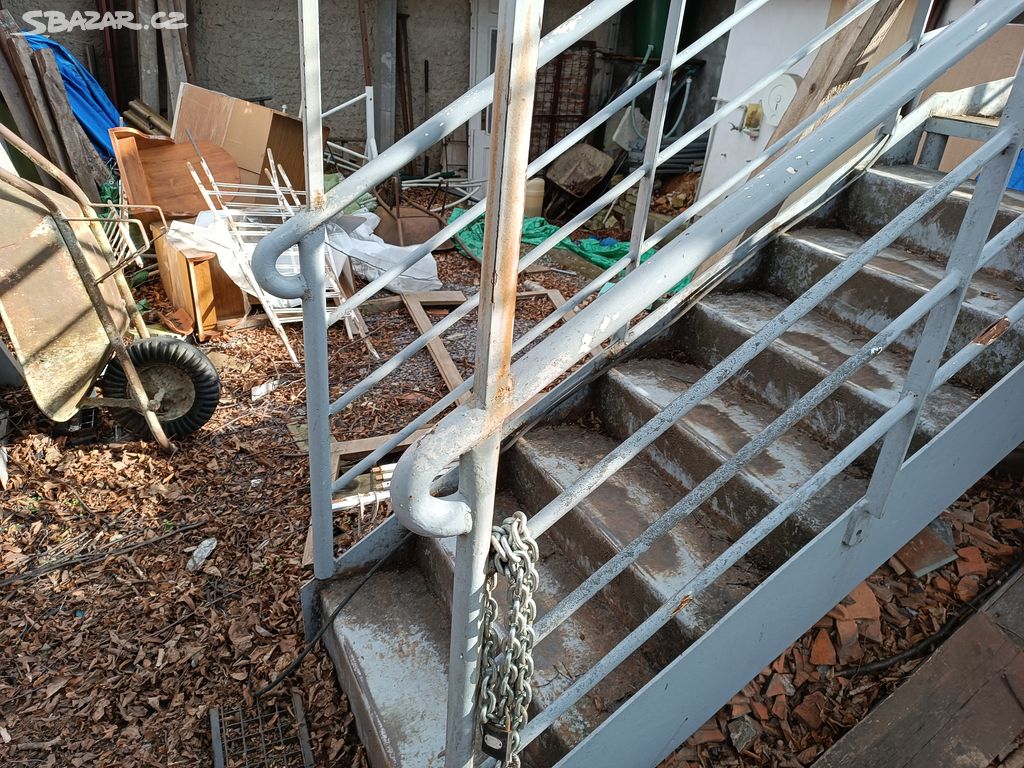 Ocelové svařované schodiště