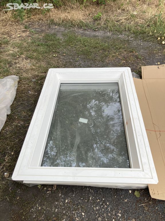 Okno / Světlík Velux CFP 100x150 + kryt - Nové