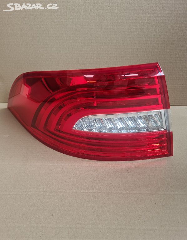 Levé zadní Full LED světlo Superb II 2 face sedan