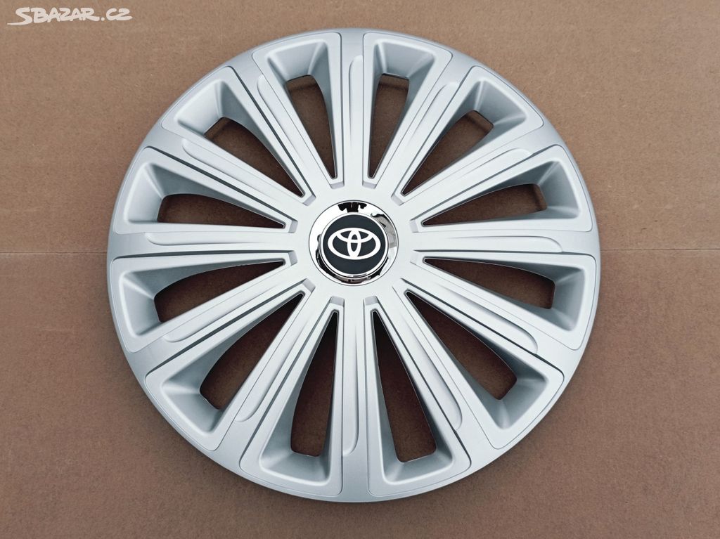 poklice Toyota 16" (4ks) Trend nové