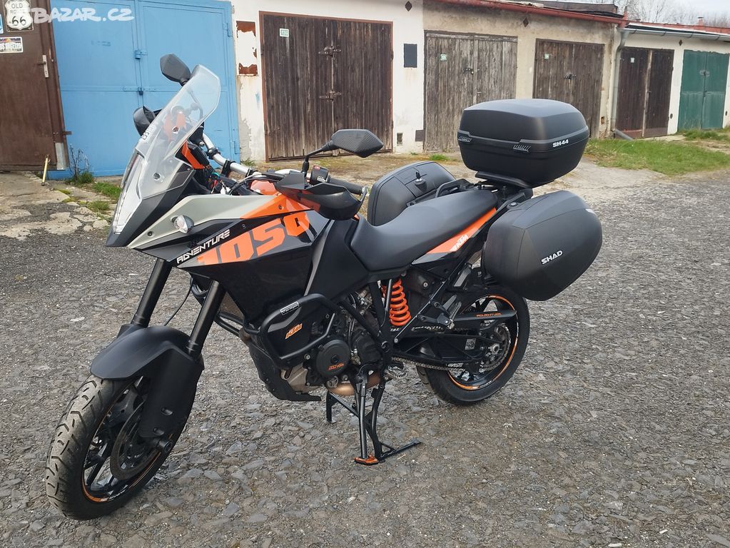 Motocykl KTM 1050 Adventure