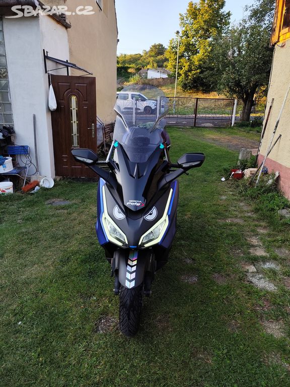 Skutr HONDA FORZA 125