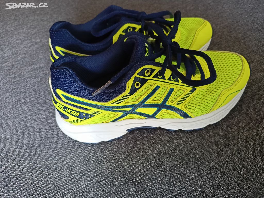 Prodám tenisky vel.33.Zn Asics