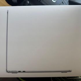 Obrázek k inzerátu: Macbook Air M2 8/256GB 13" - stříbrný