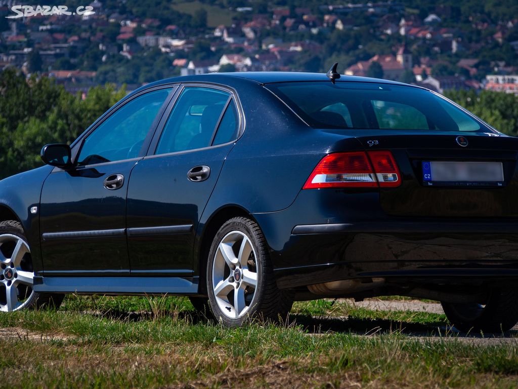 SAAB 9-3 1.8i černá - MALÝ NÁJEZD,DOBRÝ STAV,SLEVA