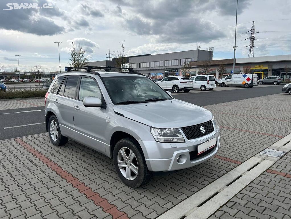 Suzuki Grand Vitara 1.9 DDiS 1 maj. v ČR TZ na 2t