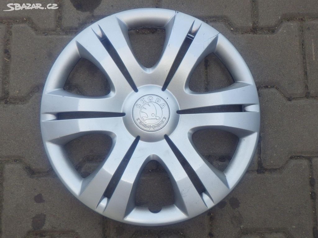 1ks originál poklice Škoda 15" Fabia, Octavia atd.