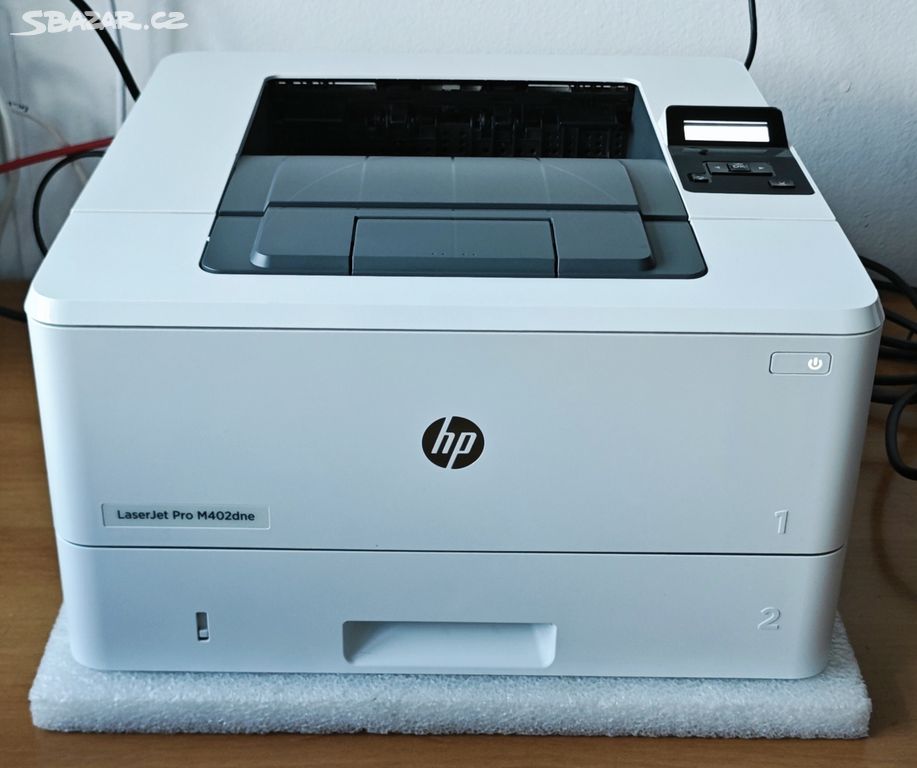 HP m402dne + toner na 4500 stran