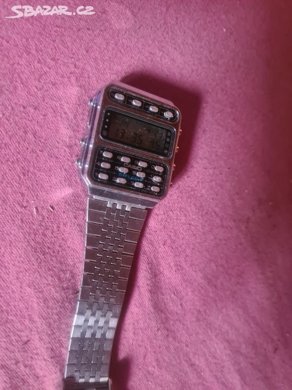 Hodinky casio s kalkulackou