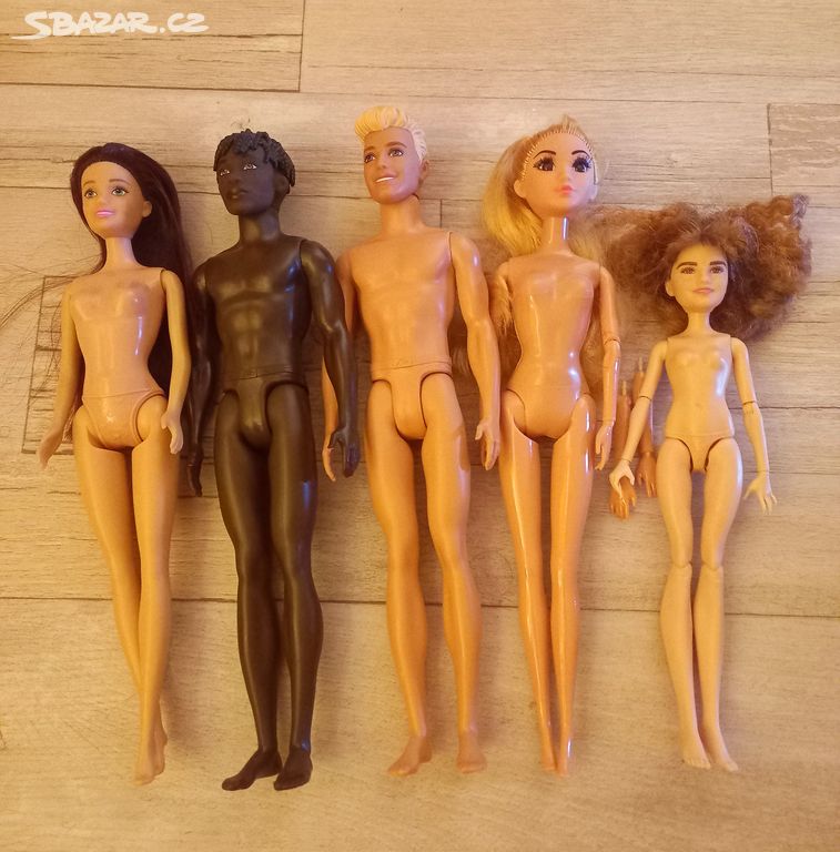 Konvolut panenek Barbie Mattel a jiné