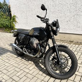 Obrázek k inzerátu: Moto guzzi V7 Stone