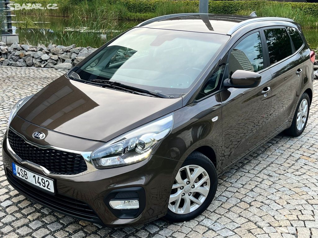 Kia Carens, 1.7 104KW LED KAM TAŽNÉ 7MÍST