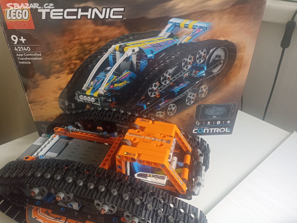 LEGO TECHNIC 42140 app controlled