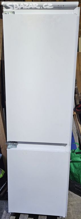 Lednice s mrazákem IKEA vestavná v=177 cm