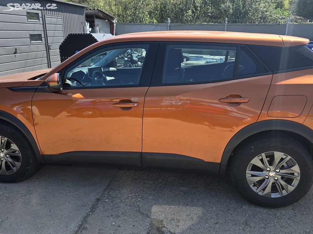 Peugeot 2008 ACTIVE 1.2 ¨PureTech 130 EAT8