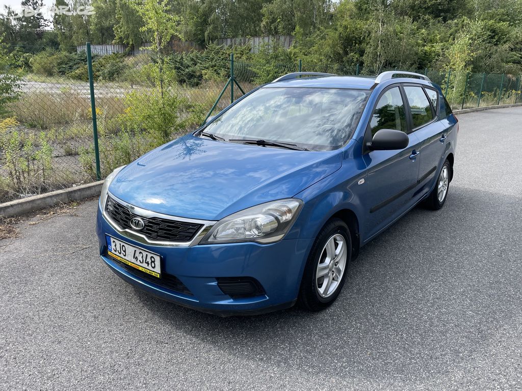 Kia Ceed 1.4i 2010