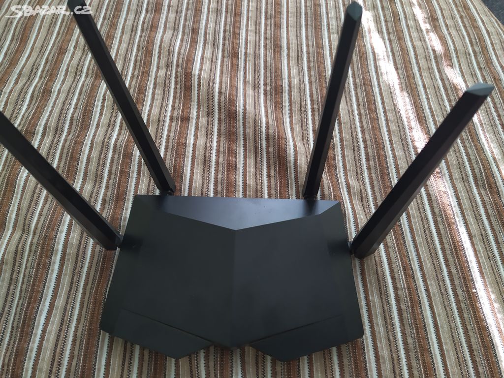 Tenda AC 1200 smart dual-band wifi router