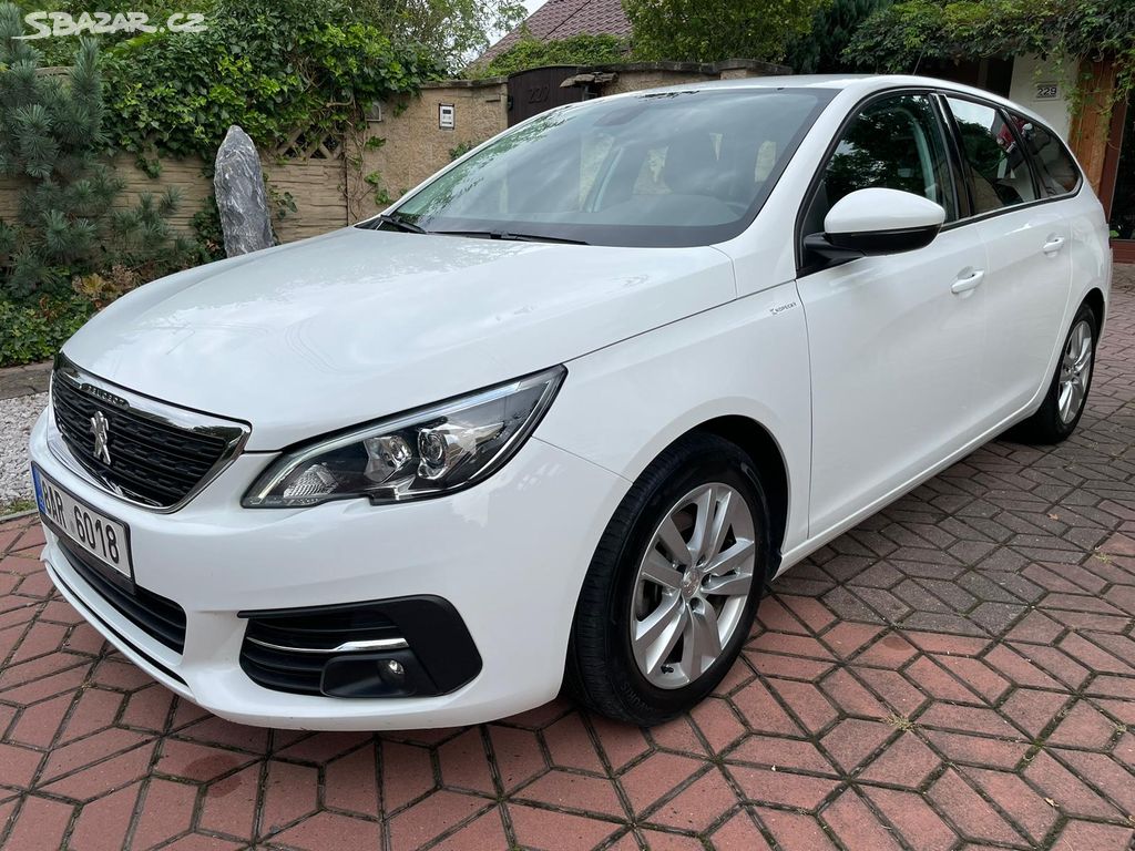 Peugeot 308 1.5 Bluehdi 1. MAJITEL ČR DPH NEBOURÁN