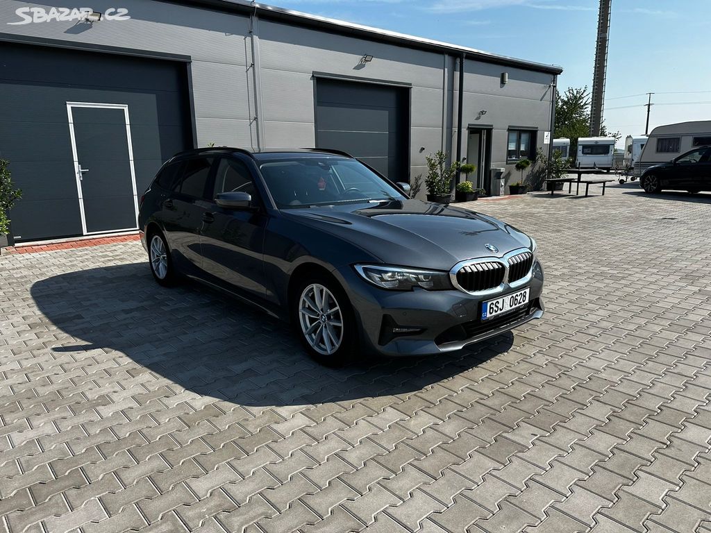 BMW Řada 3, 320d 140kw, el.kufr, CarPlay