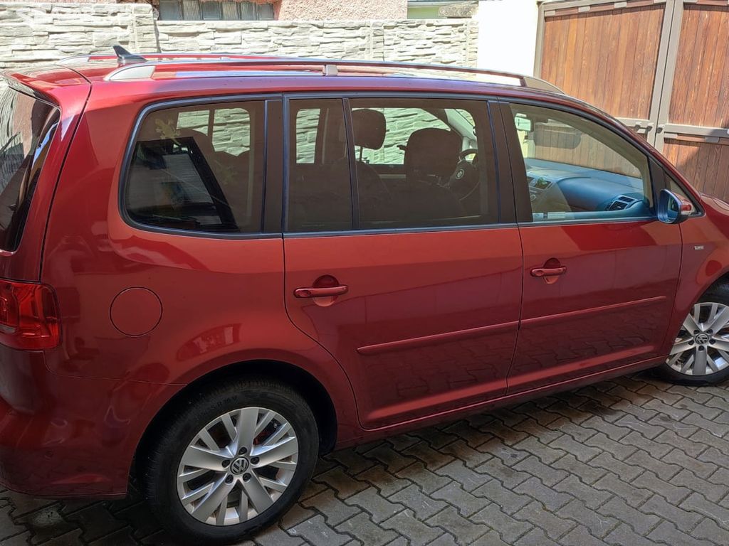 Touran Comfortline BlueMotion Technology 2.0 TDI