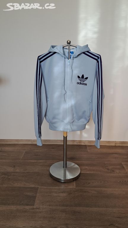 Krásná mikina s kapucí Adidas