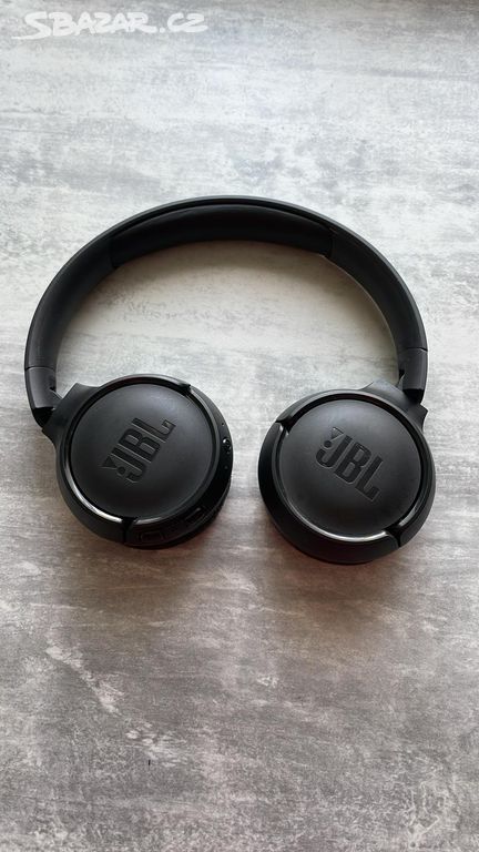 Prodám bezdrátová sluchátka JBL 500BT