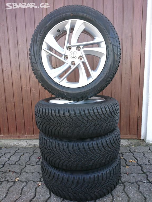 Nissan Qashqai 17" originálni Zimní kola 215/60/17