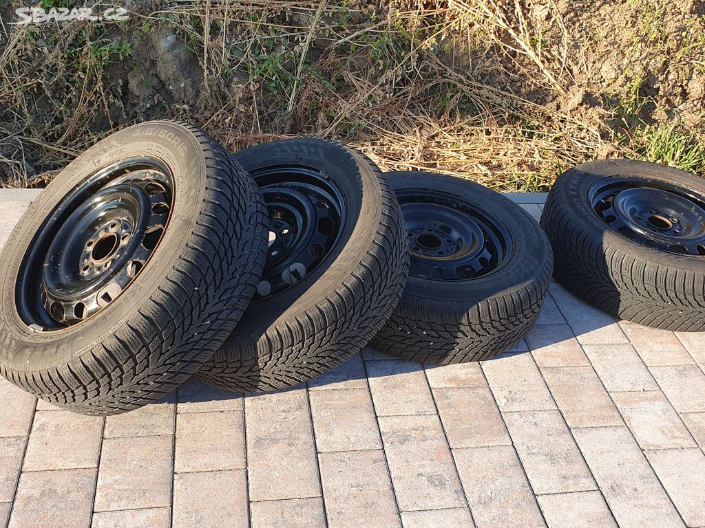 Zimní pneu NOKIAN 215/60 R16